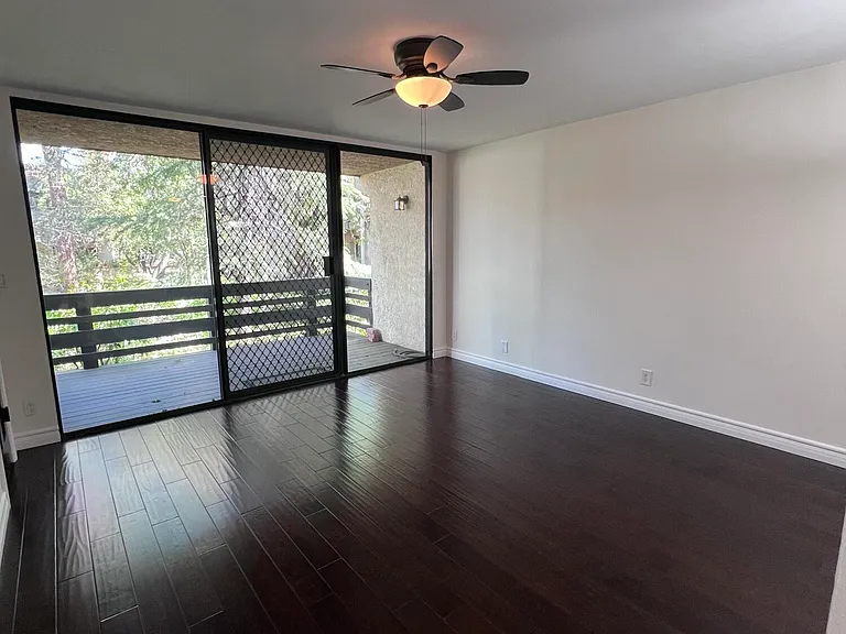 21900 Marylee St #292 — Photo 8