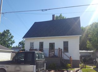 610 Jackson St, Beardstown, IL 62618