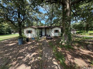 1812 Gentry Rd, Lonoke, AR 72086