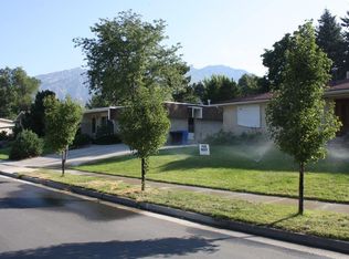 7875 S Da Vinci Dr, Salt Lake City, UT 84121