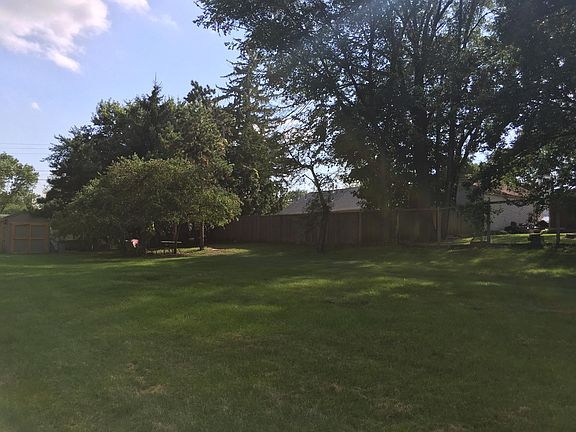 2nd image of 405 10th Ave N APT 206