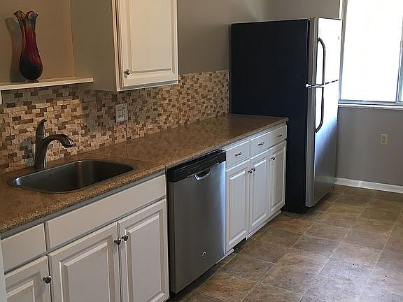 Up Kitchen