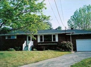 184 Lake Rd, Somerset, PA 15501