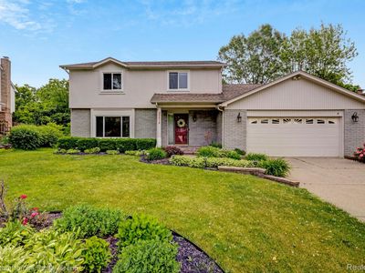 34516 Bunker Hill Dr, Farmington Hills, MI, 48331
