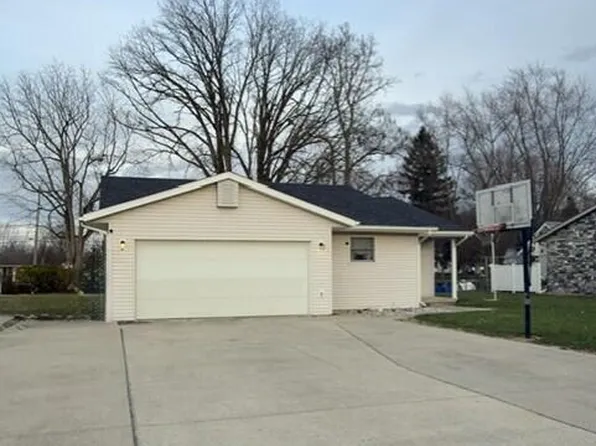 930 Indianola Ave, Montpelier, OH 43543