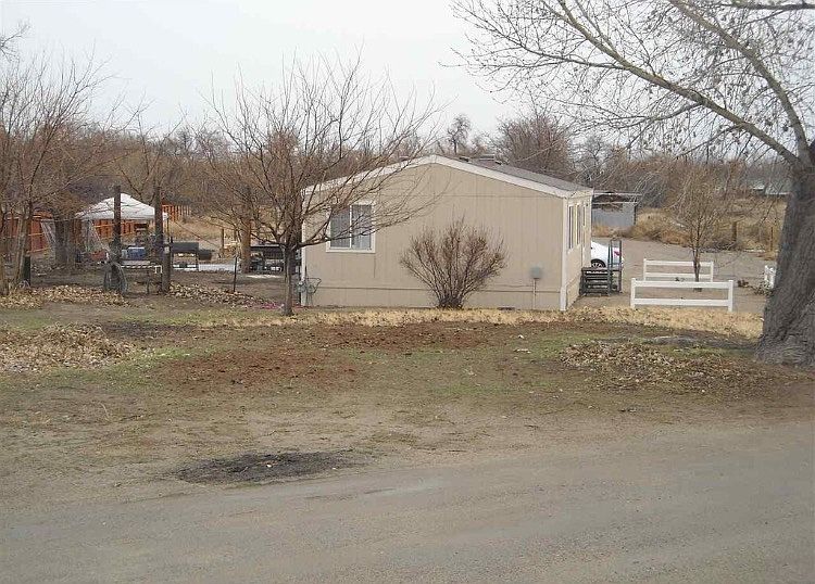 2nd image of 5550 Bottom Rd