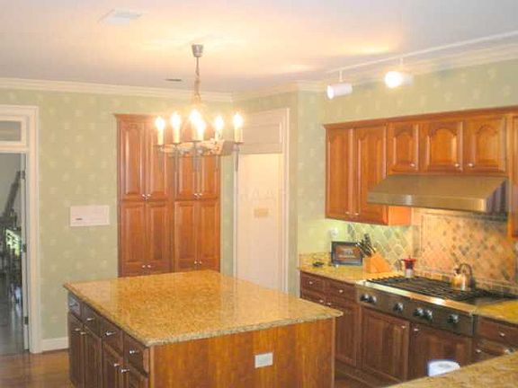 4th image of 2505 Birnam Wood Dr