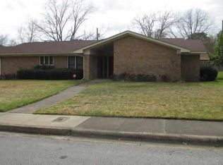 1210 Beverly Ave, Henderson, TX 75654