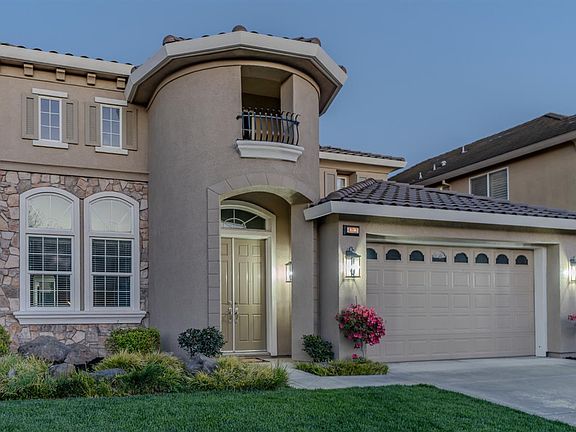 2nd image of 4212 Gabriel Way