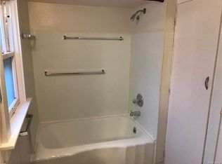 7562 Miller Rd, Swartz Creek, MI 48473