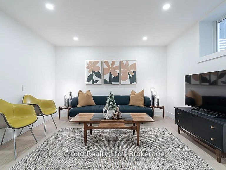 5389 Kindos St — Photo 43