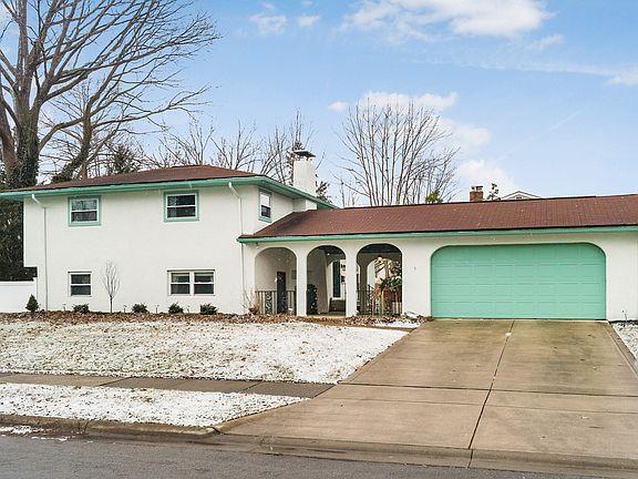 2nd image of 1595 Rayne Ln