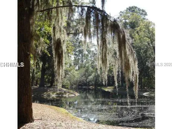 5 Hummock Pl, Hilton Head Island, SC 29926