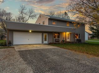 25021 540th Ave, Austin, MN 55912
