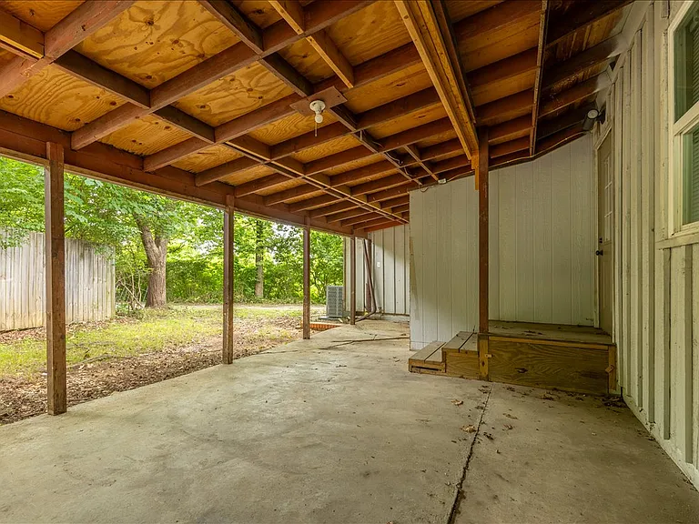 522 S Duncan Ave — Photo 23