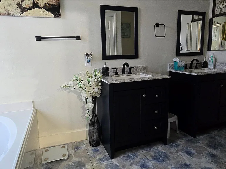 12415 Jasmine Brook Ln — Photo 8