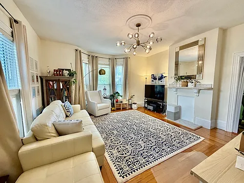 199 Western Ave #A Photo 1 199 Western Ave #A Photo 1