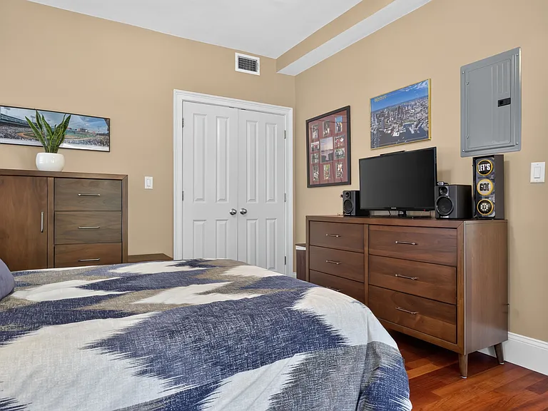 440 Commercial St #202 — Photo 13