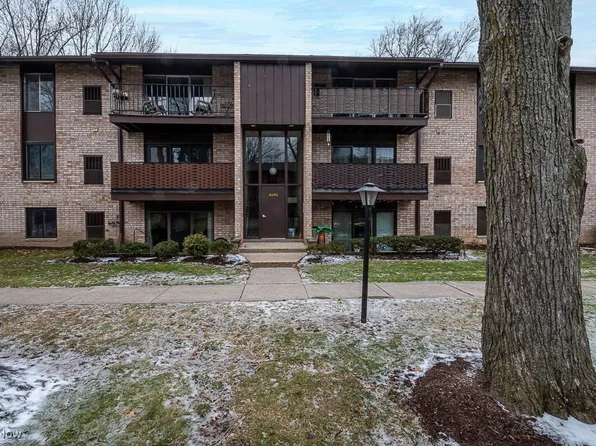 16490 Heather Ln APT 302, Cleveland, OH 44130