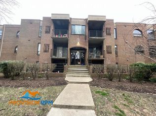 16 Silverwood Cir APT 11, Annapolis, MD 21403