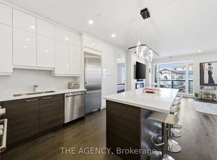 90 Orchard Point Rd #604, Orillia, ON L3V8K4