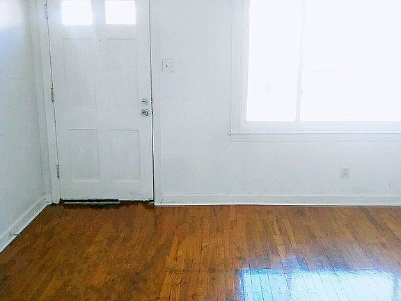 5th image of 10536 Saint Henry Ln