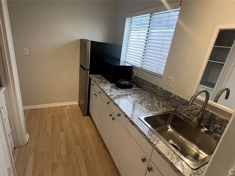 514.5 Marigold Ave #1/2B — Photo 6