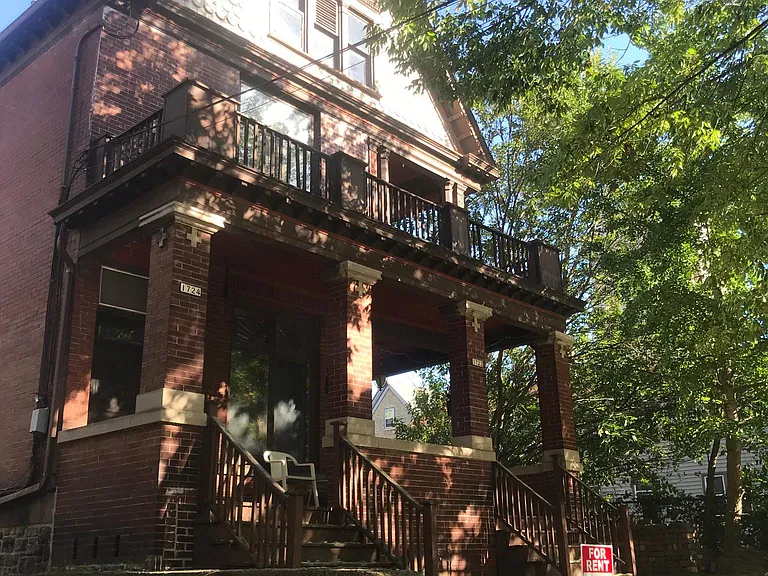 1722 N Franklin Pl #1722 — Photo 1