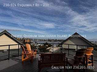 210-924 Esquimalt Rd #210, Victoria, BC V9A3S1