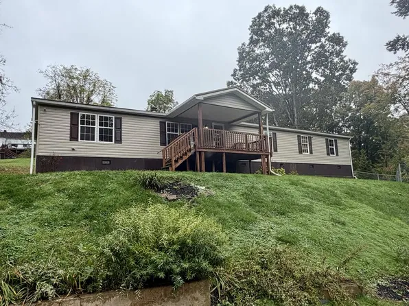 146 Eaton Ln, Crab Orchard, WV 25827