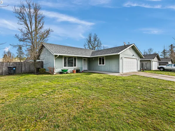 25121 Irenic Ave, Veneta, OR 97487