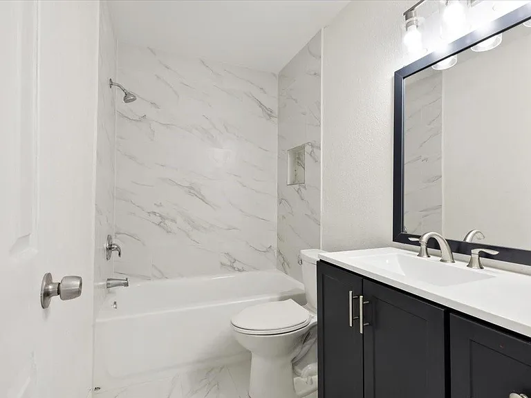 14818 Gladewick Dr — Photo 13