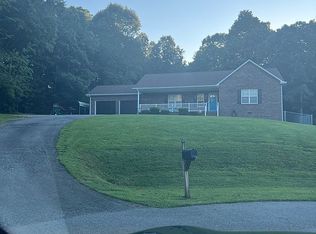 3007 38th Avenue Ln NE, Hickory, NC 28601