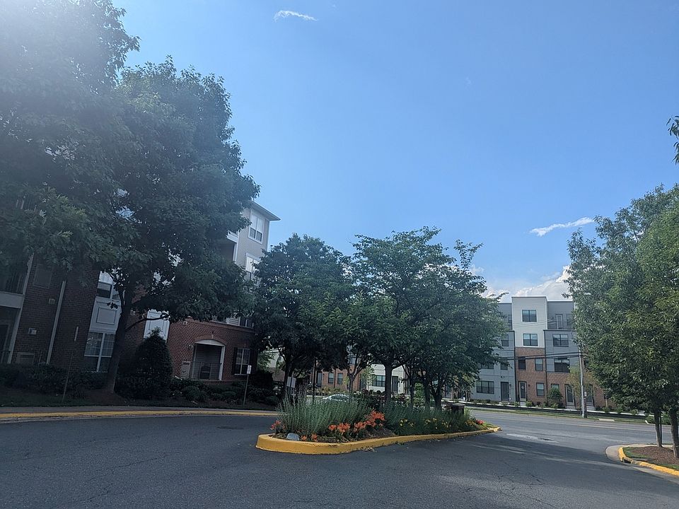 Building Photo 4
