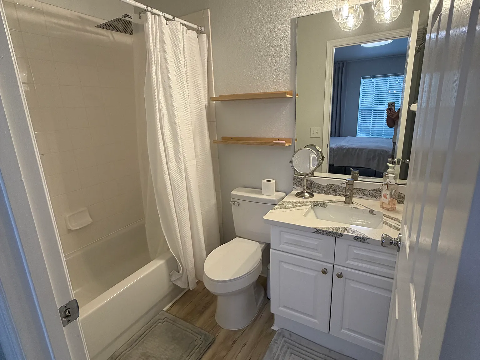 2 bed, 1068 sqft, $950 — Photo 4