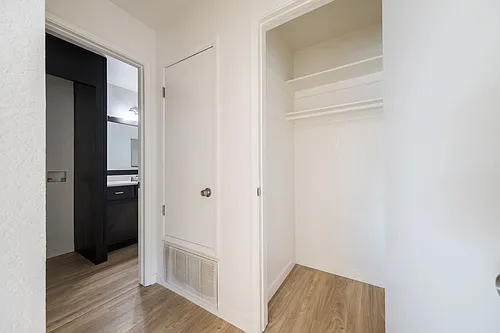 Floor plan Two Bedroom Unit