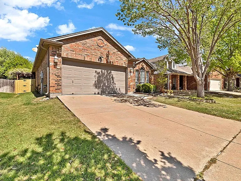 Building Photo - 2649 Chadwick Dr