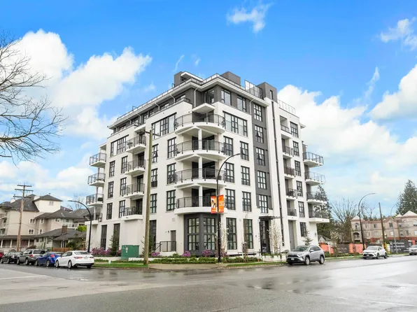2446 Shaughnessy St #201, Pt Coquitlam, BC V3C 6M4