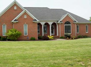 1206 Masters Dr, Mayfield, KY 42066