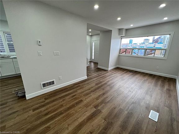 4th image of 5 Rowanwood St