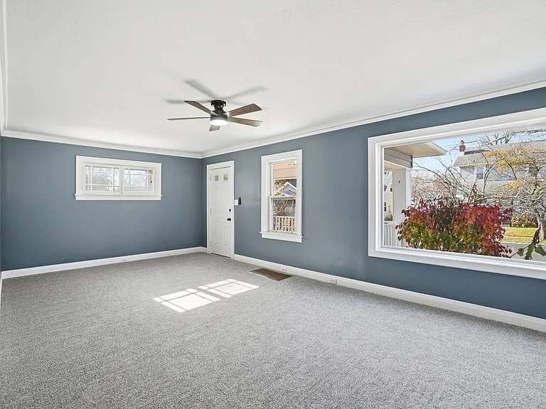 1114 Belvidere Ave — Photo 4