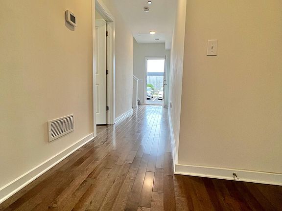 5th image of 2113 Kensington Ave