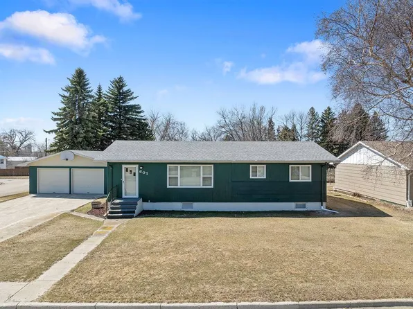 601 Harris Ct, Rolla, ND 58367