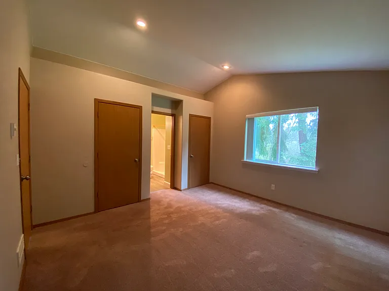 5625 255th St E — Photo 32