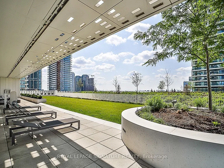 898 Portage Pkwy #5903 — Photo 34