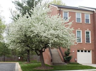 1331 Templeton Pl, Rockville, MD 20852