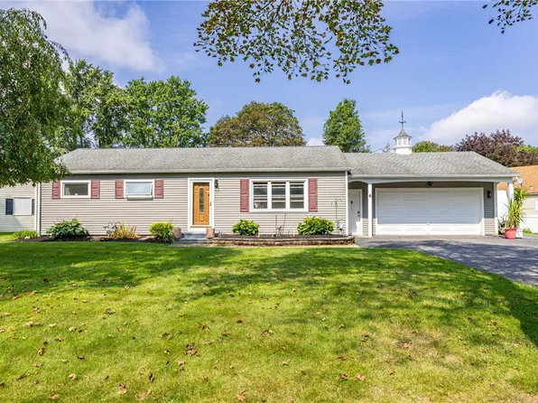 6 Hillside Dr, Spencerport, NY 14559