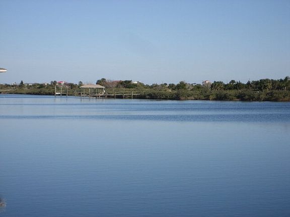 5th image of 228 S Riverwalk Dr