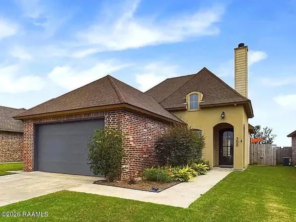 300 Highland View Dr, Youngsville, LA 70592