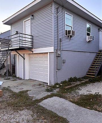 2nd image of 607 N Salcedo St